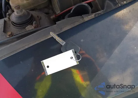 2002 Ford Mustang из США, поврежденный, VIN 1FAFP404X2F181128